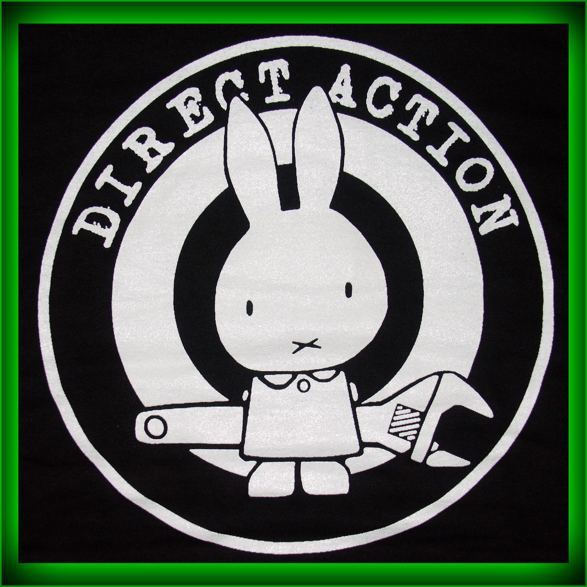 DIRECT ACTION - Girlie – Bild 3