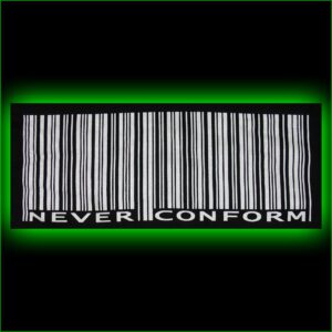 NEVER CONFORM - Rückenaufnäher