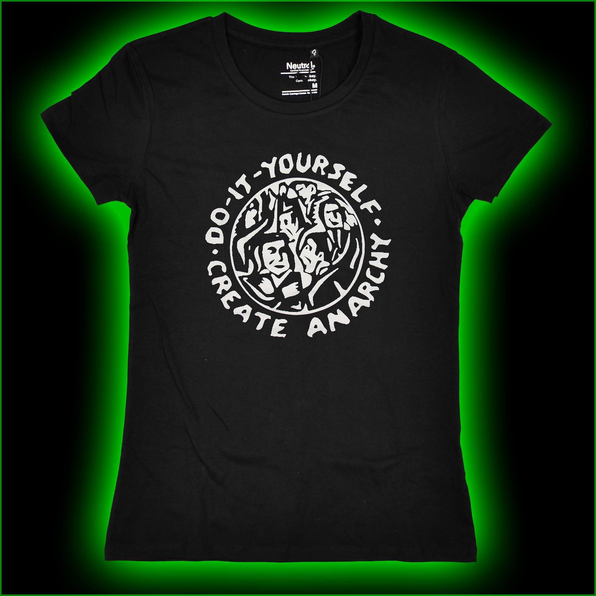 do it yourself - create anarchy - Girlie